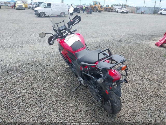 JH2RC6302EK001134 Honda Rc61e-5400001