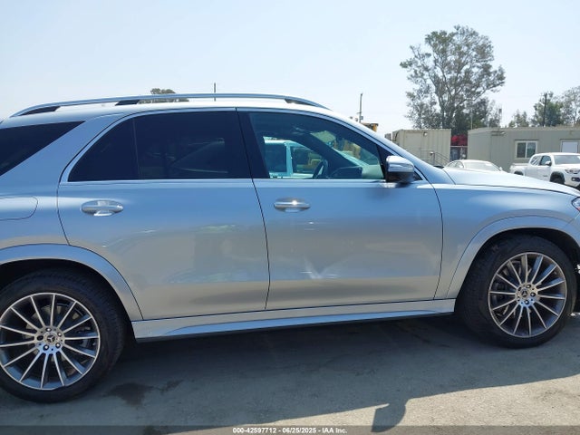 4JGFB5KB2RB020084 Mercedes-Benz m256