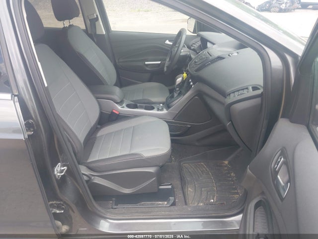 1FMCU9G93GUC47831 Ford Escape