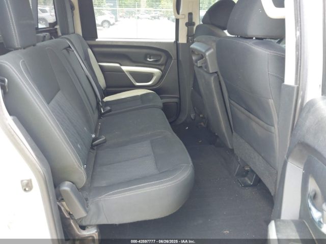2018 NISSAN TITAN 1N6AA1EJ9JN532437 Photo 7