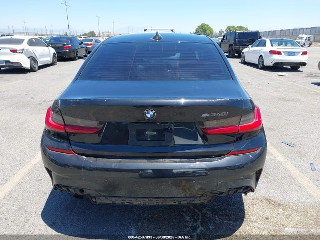 3MW5U7J08M8B55647 BMW 2021