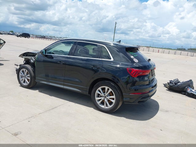 2024 AUDI Q3 WA1DECF35R1047077 Photo 2