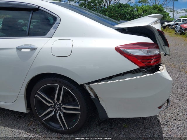 1HGCR2F18HA231329 Honda k24w1
