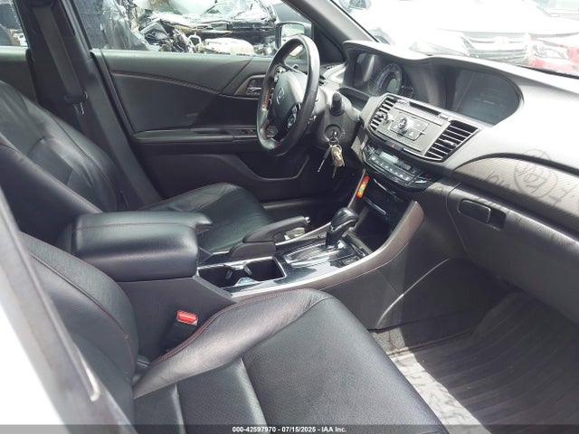 1HGCR2F18HA231329 Honda k24w1