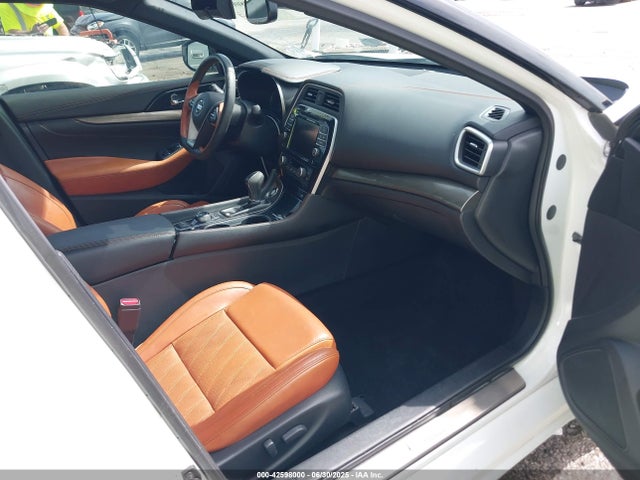 Nissan 2019 2019 1N4AA6AV7KC382775 Image 5