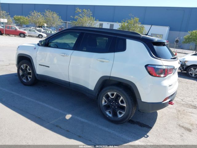 2018 JEEP COMPASS 3C4NJDDB6JT230197 Photo 2