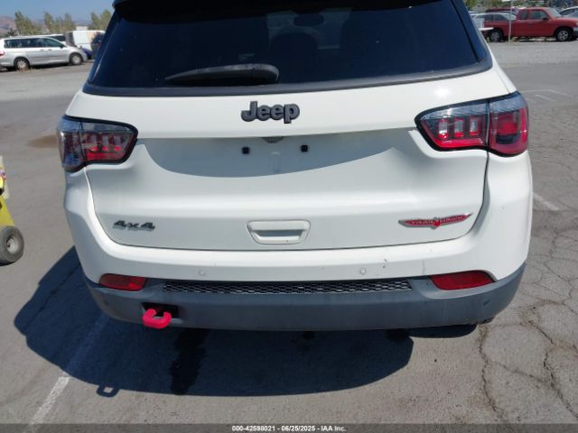 2018 JEEP COMPASS 3C4NJDDB6JT230197 Photo 5