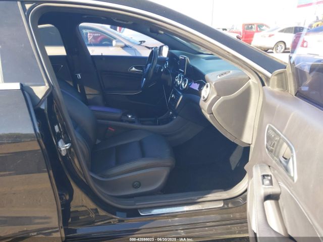 2014 MERCEDES-BENZ CLA 250 WDDSJ4GB9EN146661 Photo 4