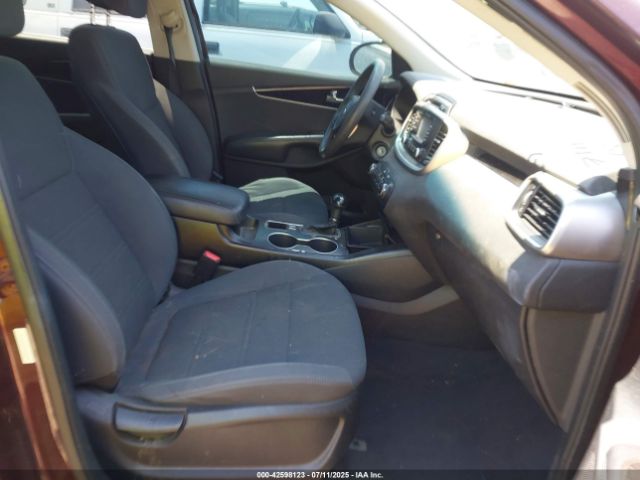 2017 KIA SORENTO 5XYPGDA59HG240973 Photo 4