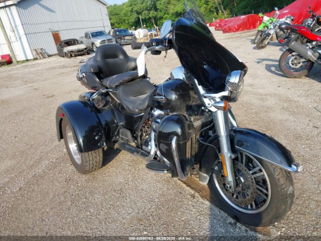 2020 HARLEY-DAVIDSON FLHTCUTG 1HD1MAF13LB858889