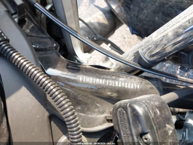 2020 HARLEY-DAVIDSON FLHTCUTG 1HD1MAF13LB858889 Photo 9