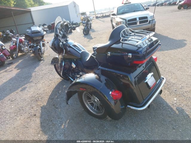 2020 HARLEY-DAVIDSON FLHTCUTG 1HD1MAF13LB858889 Photo 2