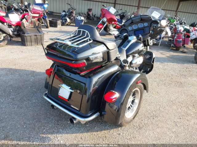 2020 HARLEY-DAVIDSON FLHTCUTG 1HD1MAF13LB858889 Photo 3