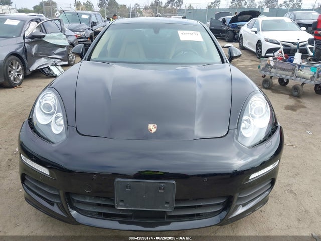 Porsche Panamera 2016 WP0AD2A77GL040214 Image 12