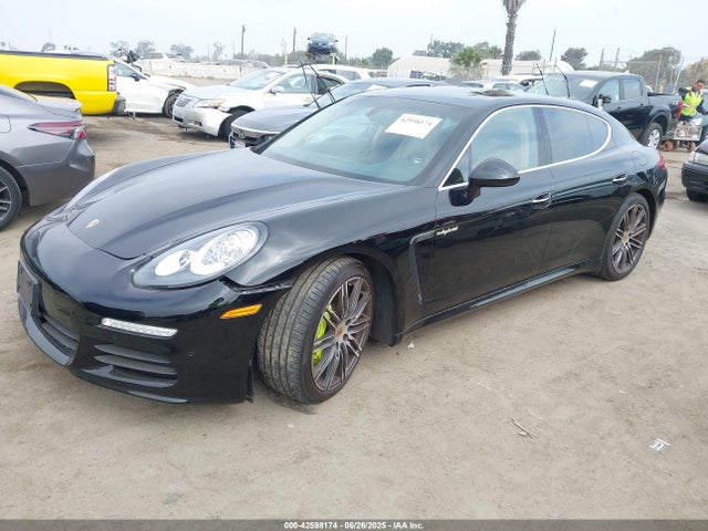 Porsche Panamera 2016 WP0AD2A77GL040214 Image 2