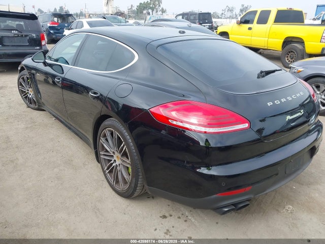 Porsche Panamera 2016 WP0AD2A77GL040214 Image 3