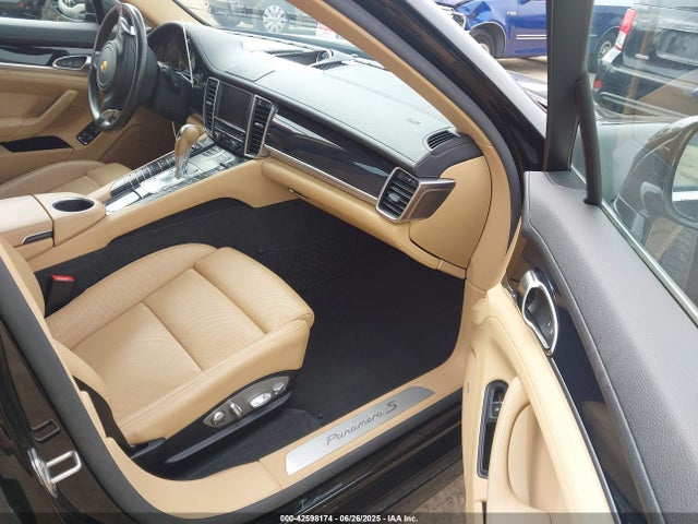 Porsche Panamera 2016 WP0AD2A77GL040214 Image 5