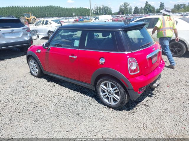 2012 MINI COOPER S WMWSV3C52CTY16646 Photo 2