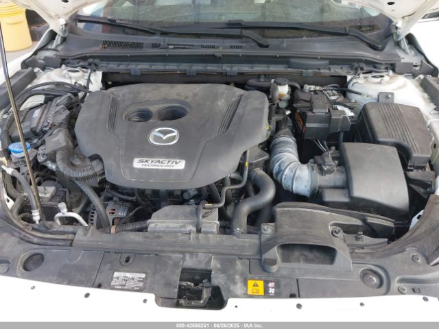 2018 MAZDA MAZDA6 JM1GL1WY0J1331228 Photo 9