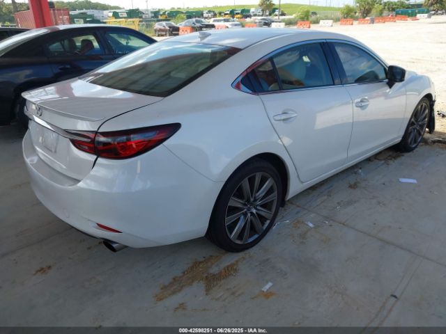 2018 MAZDA MAZDA6 JM1GL1WY0J1331228 Photo 3