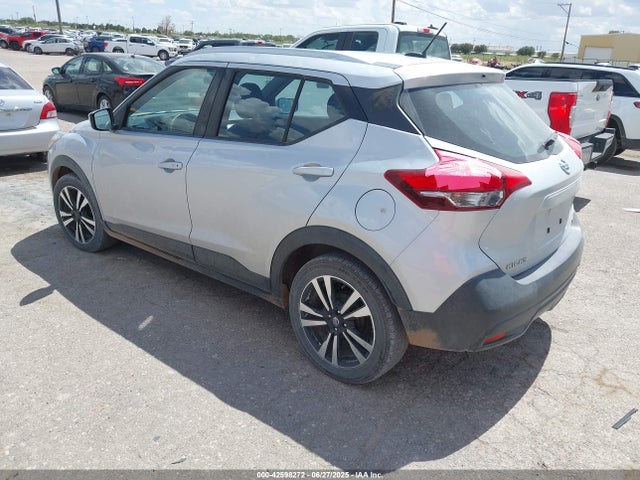 3N1CP5CU5KL554549 Nissan 2019