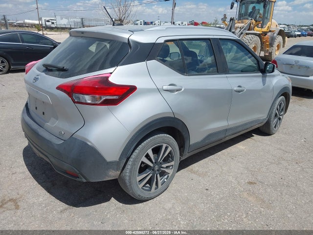 3N1CP5CU5KL554549 Nissan 2019