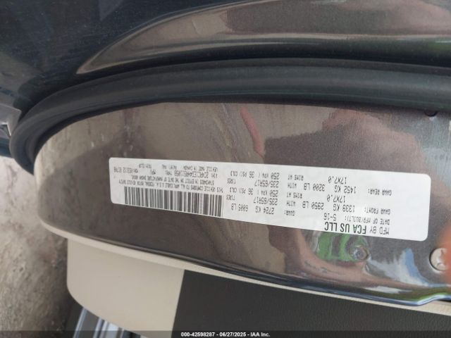 2017 CHRYSLER PACIFICA 2C4RC1EG4HR511058 Photo 8