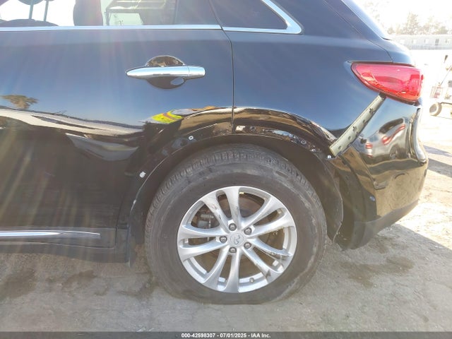 Infiniti 2015 2015 JN8CS1MUXFM381615 Image 18