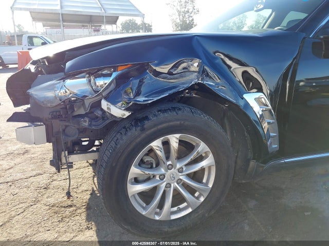Infiniti 2015 2015 JN8CS1MUXFM381615 Image 19