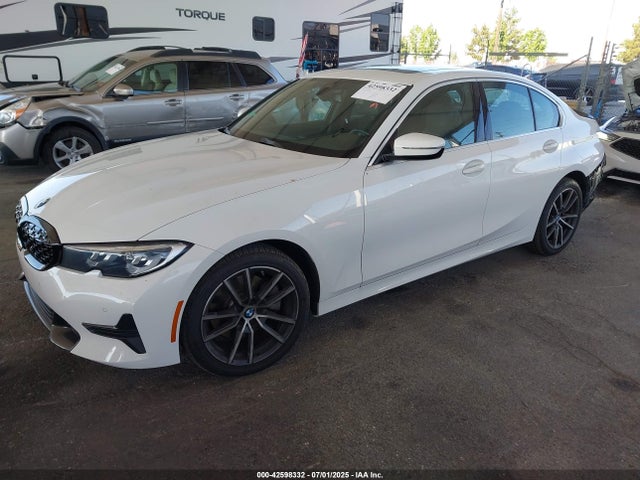 3MW5R1J00L8B20498 BMW 2020