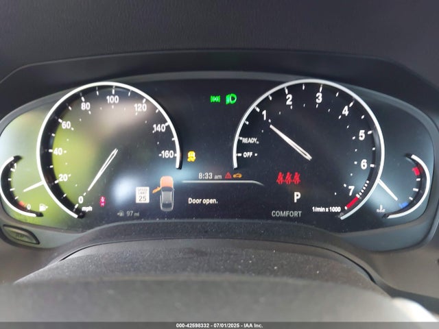 3MW5R1J00L8B20498 BMW 2020