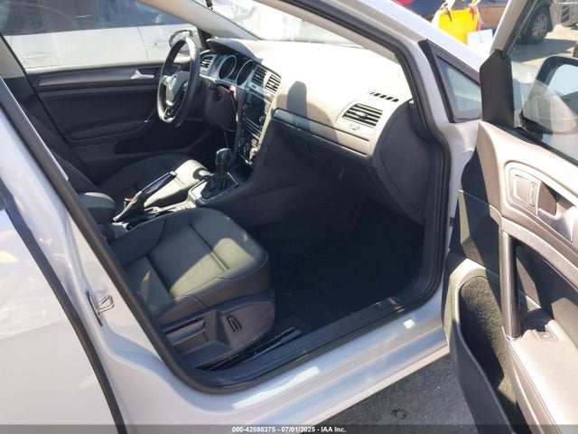 3VWG57AU4MM000657 Volkswagen 2021