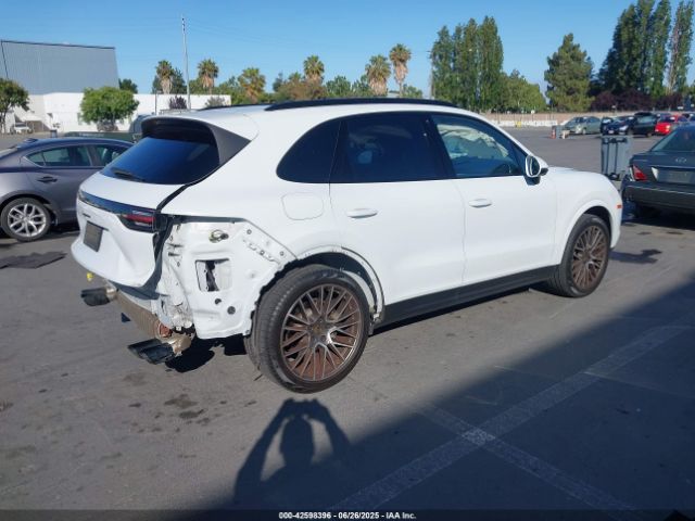 2023 PORSCHE CAYENNE WP1AA2AY4PDA00778 Photo 3