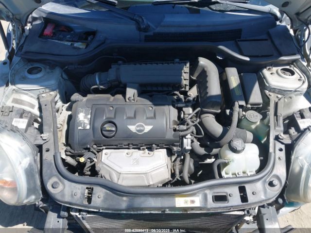 2011 MINI COOPER WMWSU3C58BT252163 Photo 9