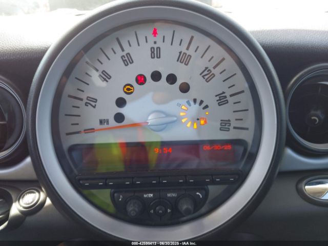 2011 MINI COOPER WMWSU3C58BT252163 Photo 6