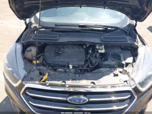 2017 FORD ESCAPE 1FMCU9GD4HUA98304 Photo 9