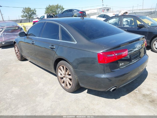 2015 AUDI A6 WAUGFAFC2FN017248 Photo 2
