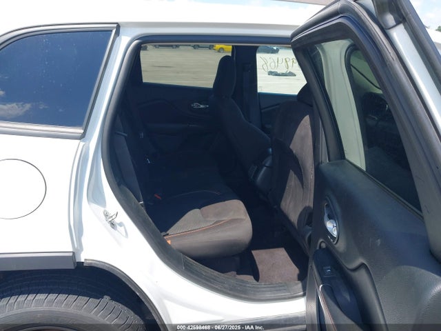 Jeep Cherokee 2016 1C4PJMCB5GW366673 Image 8