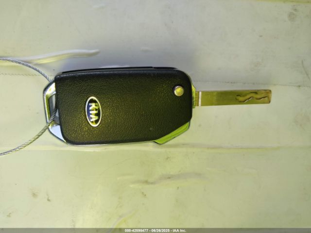 2021 KIA SOUL KNDJ23AU6M7141847 Photo 10