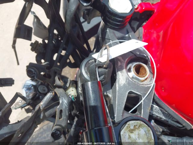 2018 HONDA CBR650 MLHRC7407J5400611 Photo 10