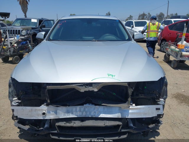 BMW 2018 2018 WBA8A9C59JAD27679 Image 13