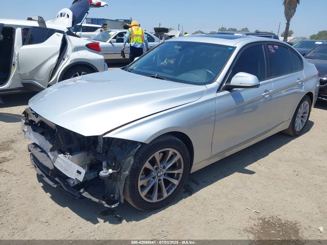BMW 2018 2018 WBA8A9C59JAD27679 Image 2
