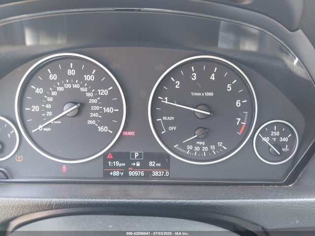 BMW 2018 2018 WBA8A9C59JAD27679 Image 7