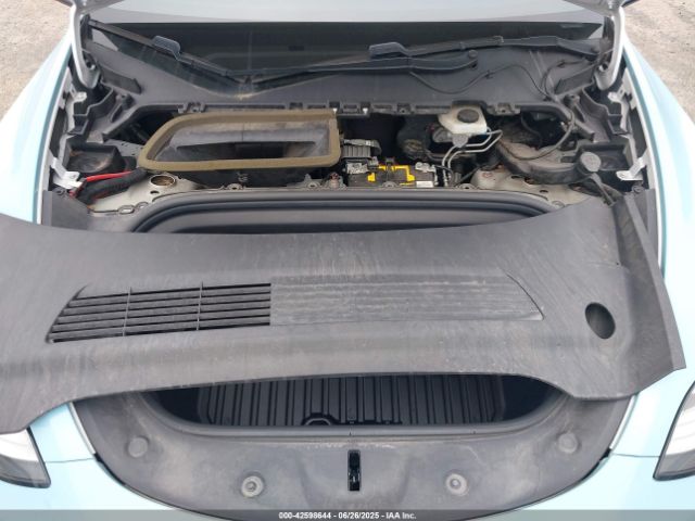 2020 TESLA MODEL Y 5YJYGDEE5LF011091 Photo 9