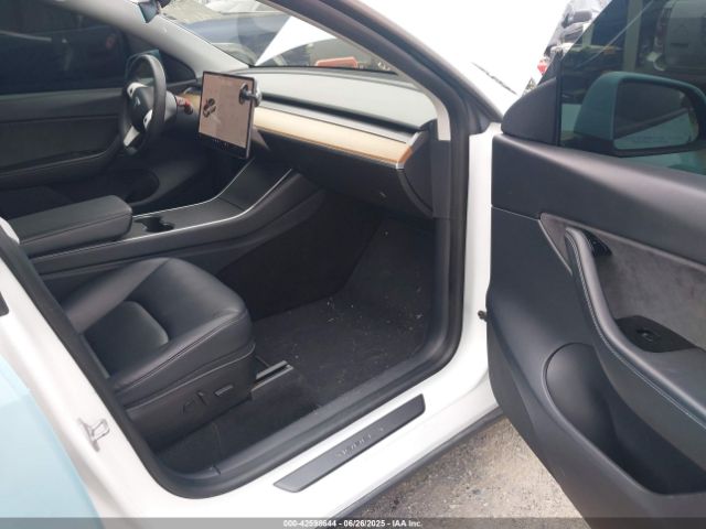 2020 TESLA MODEL Y 5YJYGDEE5LF011091 Photo 4