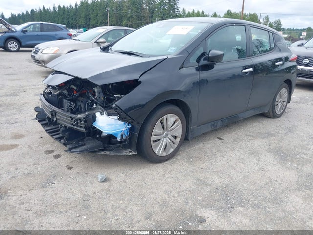 Nissan Leaf 2024 1N4AZ1BV2RC555588 Image 2