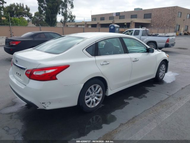 1N4AL3AP1GC249009 Nissan 2016