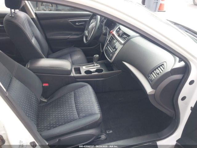 1N4AL3AP1GC249009 Nissan 2016