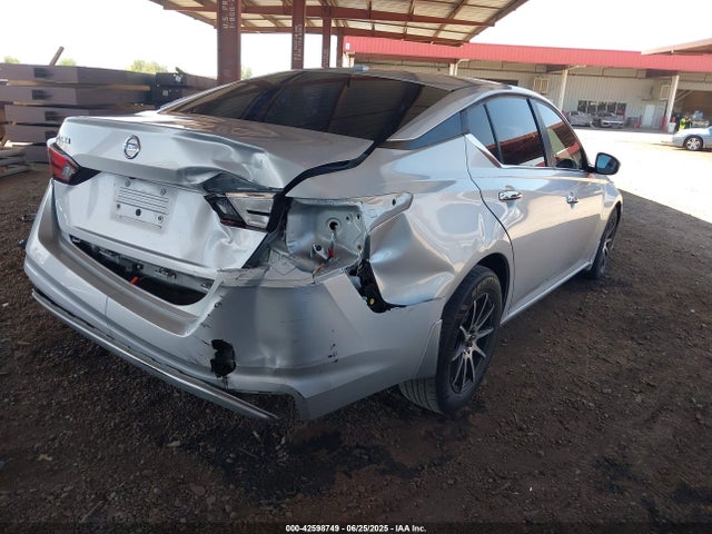 1N4BL4BV4KC105356 Nissan 2019