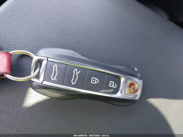 2021 PORSCHE TAYCAN WP0AB2Y18MSA40959 Photo 10